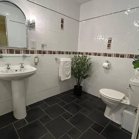 River Apartments, 2 Bedroom - Killarney, Gleneagle *