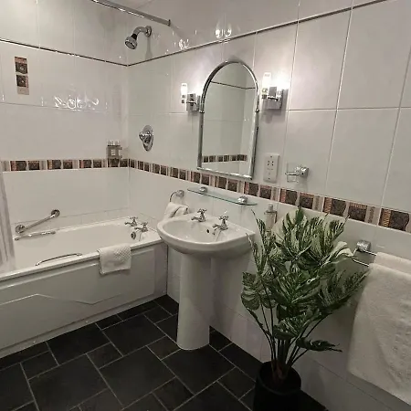 River Apartments, Spacious 2 Bedroom - Muckross Road Killarney