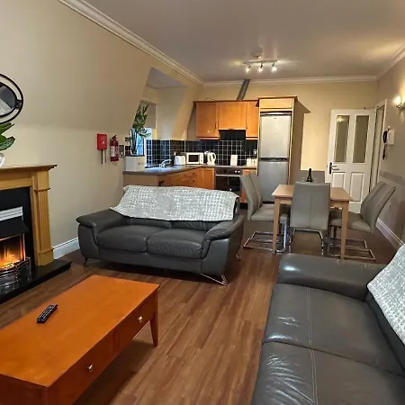 River Apartments, Spacious 2 Bedroom - Muckross Road * كيلارني