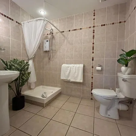 River Apartments, 2 Bedroom - Killarney, Gleneagle شقة كيلارني